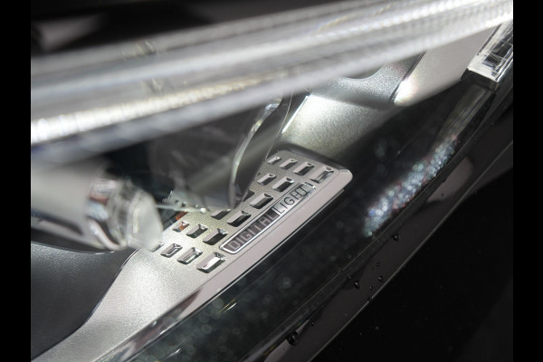 Mercedes-Benz C-Klasse Estate 300e Facelift Plug In Hybrid 313pk Dealer O.H PHEV | Trekhaak Af Fabriek | Adaptive Cruise | Burmester Soundsystem |  Digital LED | Camera | Sportstoelen Verwarmd | Sfeerverlichting | Pilot Assist | Navigatie | Virtual | DAB |