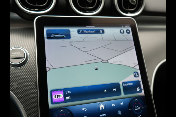 Mercedes-Benz C-Klasse Estate 300e Facelift Plug In Hybrid 313pk Dealer O.H PHEV | Trekhaak Af Fabriek | Adaptive Cruise | Burmester Soundsystem |  Digital LED | Camera | Sportstoelen Verwarmd | Sfeerverlichting | Pilot Assist | Navigatie | Virtual | DAB |