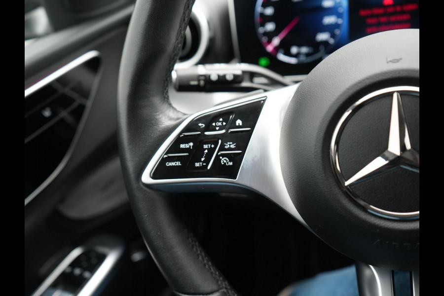 Mercedes-Benz C-Klasse Estate 300e Facelift Plug In Hybrid 313pk Dealer O.H PHEV | Trekhaak Af Fabriek | Adaptive Cruise | Burmester Soundsystem |  Digital LED | Camera | Sportstoelen Verwarmd | Sfeerverlichting | Pilot Assist | Navigatie | Virtual | DAB |