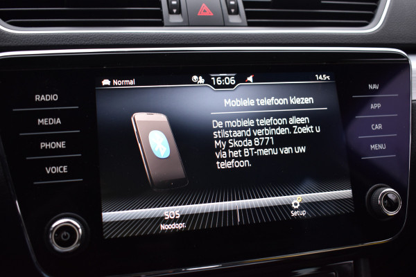 Škoda Superb Combi iV 218PK DSG HYBRID BUSINESS TREKHAAK/NAVI/VIRTUAL