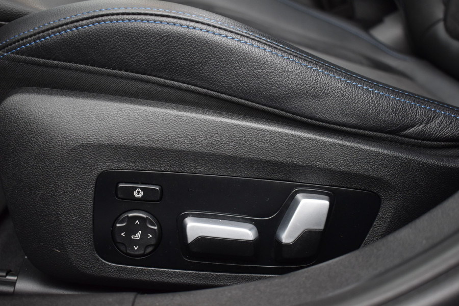 BMW 3 Serie Touring 330e 290PK M-SPORT HIGH EXECUTIVE 360-CAMERA/HEAD-UP/PANORAMADAK