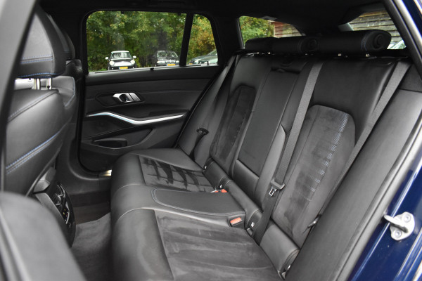 BMW 3 Serie Touring 330e 290PK M-SPORT HIGH EXECUTIVE 360-CAMERA/HEAD-UP/PANORAMADAK