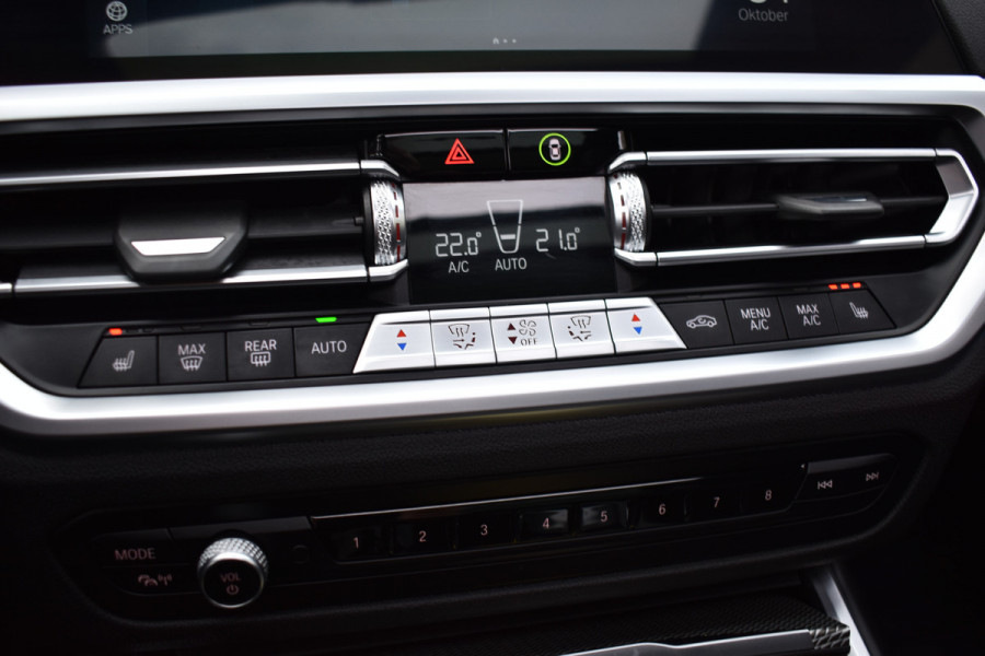 BMW 3 Serie Touring 330e 290PK M-SPORT HIGH EXECUTIVE 360-CAMERA/HEAD-UP/PANORAMADAK