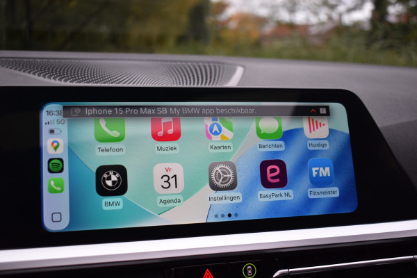 BMW 3 Serie Touring 330e 290PK M-SPORT HIGH EXECUTIVE 360-CAMERA/HEAD-UP/PANORAMADAK