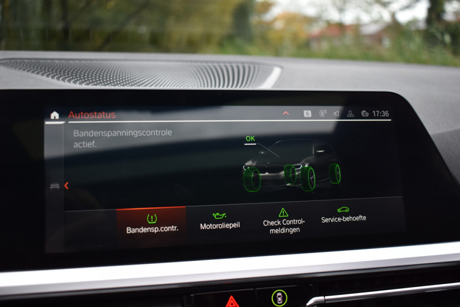 BMW 3 Serie Touring 330e 290PK M-SPORT HIGH EXECUTIVE 360-CAMERA/HEAD-UP/PANORAMADAK