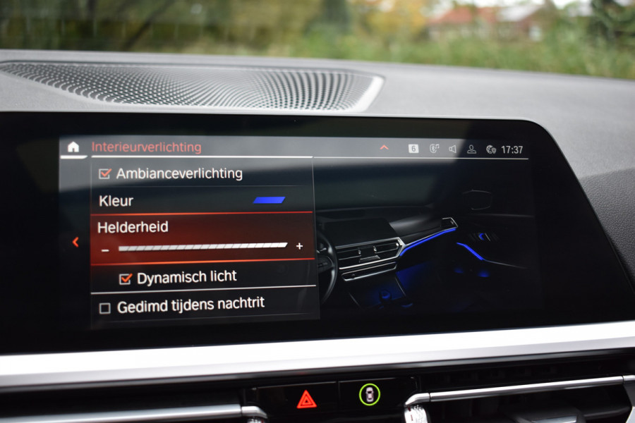 BMW 3 Serie Touring 330e 290PK M-SPORT HIGH EXECUTIVE 360-CAMERA/HEAD-UP/PANORAMADAK