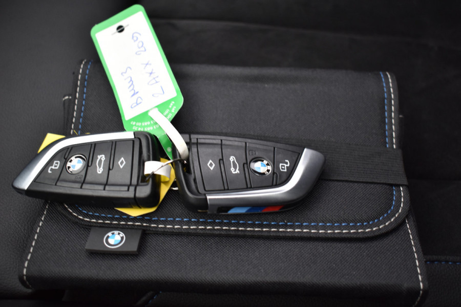 BMW 3 Serie Touring 330e 290PK M-SPORT HIGH EXECUTIVE 360-CAMERA/HEAD-UP/PANORAMADAK