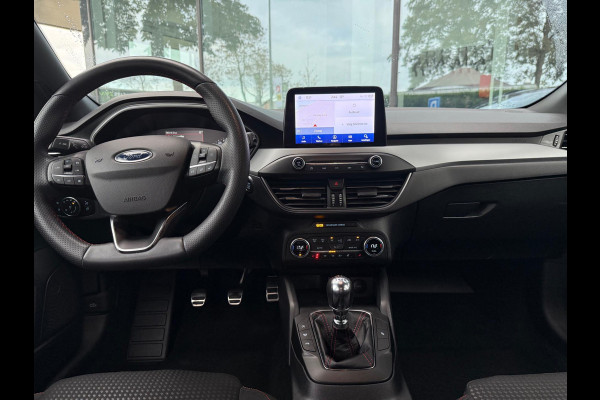Ford FOCUS Wagon 1.0 EcoBoost Hybrid ST Line - Navi - Winterpakket - Climate - Parkeerhulp - org.NL