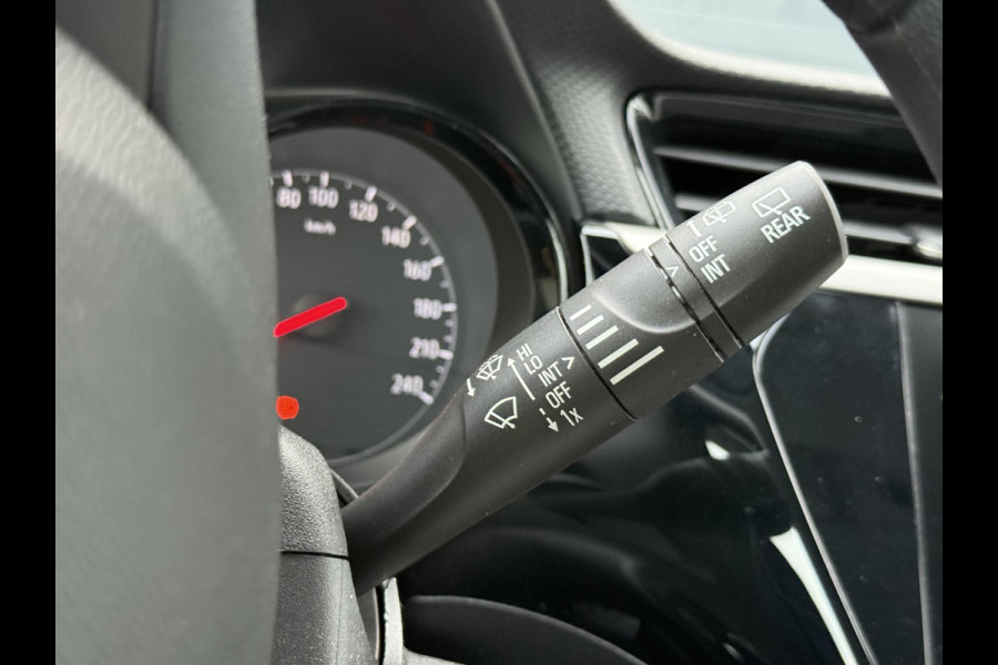 Opel Corsa 1.2 Edition 2e Eigenaar,Dealer Onderhouden,Navi,6 Bak,Pdc,5 Deurs,Airco,Cruise,102pk,N.A.P,Apk tot 07-2026