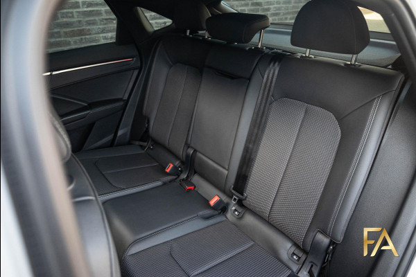 Audi Q3 Sportback 45 TFSI e S tronic line PANO|Sfeer|MatrixLED|Blackpackage
