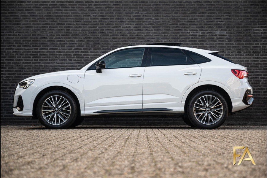 Audi Q3 Sportback 45 TFSI e S tronic line PANO|Sfeer|MatrixLED|Blackpackage