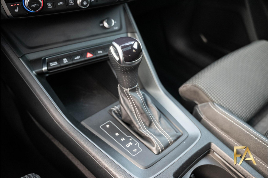 Audi Q3 Sportback 45 TFSI e S tronic line PANO|Sfeer|MatrixLED|Blackpackage