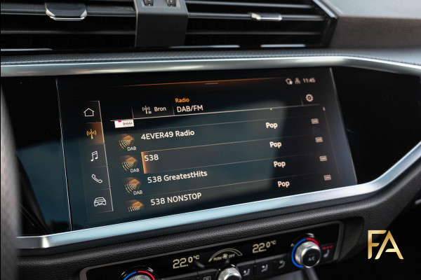 Audi Q3 Sportback 45 TFSI e S tronic line PANO|Sfeer|MatrixLED|Blackpackage