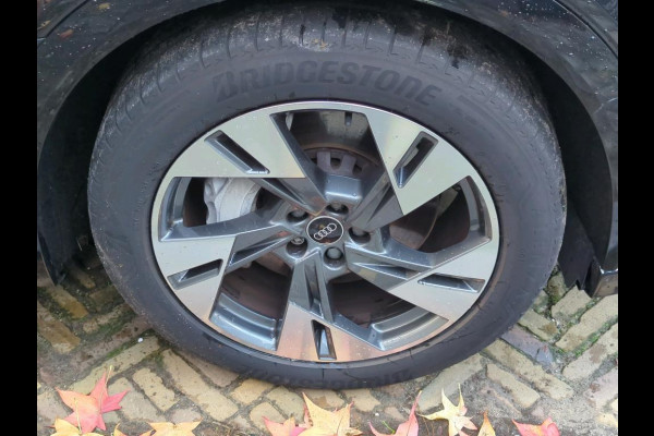 Audi e-tron 55 quattro Business edition Plus 95 kWh NL AUTO | CAMERA | PANO |