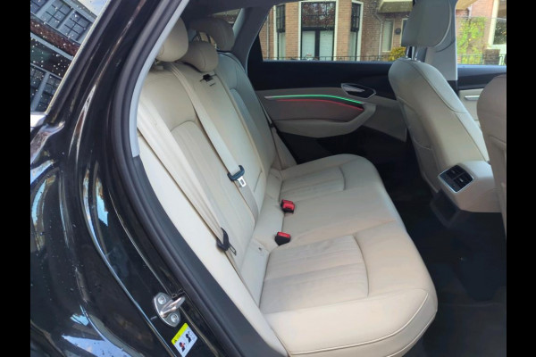 Audi e-tron 55 quattro Business edition Plus 95 kWh NL AUTO | CAMERA | PANO |