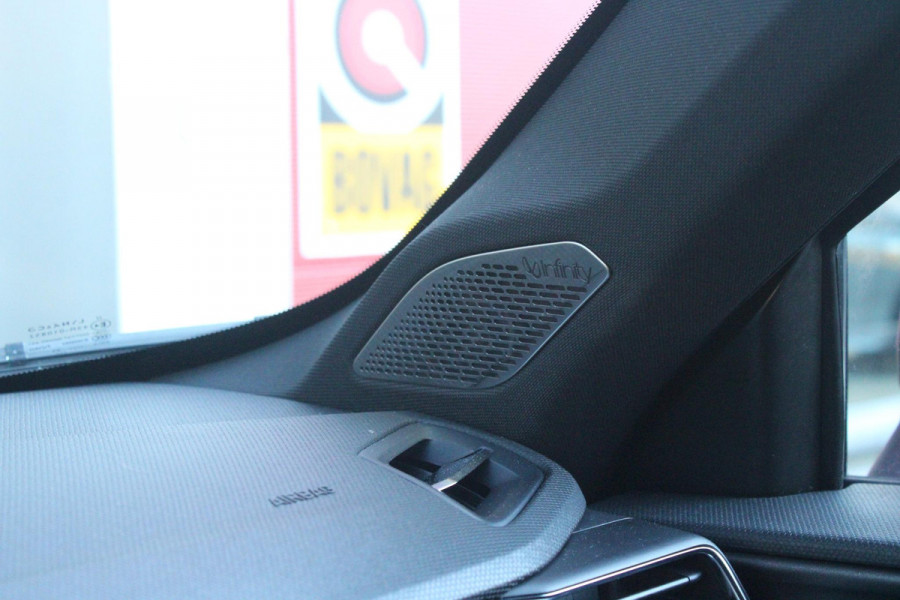 Lynk & Co 01 1.5 261PK PHEV | NIEUW MODEL! DONKERE HEMEL BEKLEDING | PANORAMA SCHUIF / KANTELDAK | INFINTY AUDIO | DODEHOEK DETECTIE | NAVIGATIE | DASHBOARD CAMERA | ELEKTRISCHE STOELVERSTELLING MET GEHEUGEN FUNCTIE | DAB+ RADIO | DRAADLOZE APPLE CARPLAY/ANDROID AUTO | DRAADLOZE TELEFOONLADER | ELEKTRISCH BEDIENBARE ACHTERKLEP | STOEL VERWARMING | 360° CAMERA | DODEHOEK DETECTIE | ZWARTE HEMEL BEKLEDING | KEYLESS ENTRY/START | 20" LICHTMETALEN VELGEN |