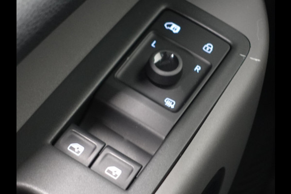 Volkswagen ID. Buzz Cargo 77 kWh 204pk Trekhaak 3zits LED Cruise control Navigatie/ Apple Carplay Achterklep