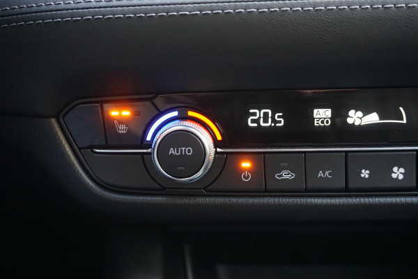 Mazda 6 Sportbreak 2.0 SkyActiv-G 165 Zwart metallic/Trekhaak/Head-Up /Nederlandse auto.