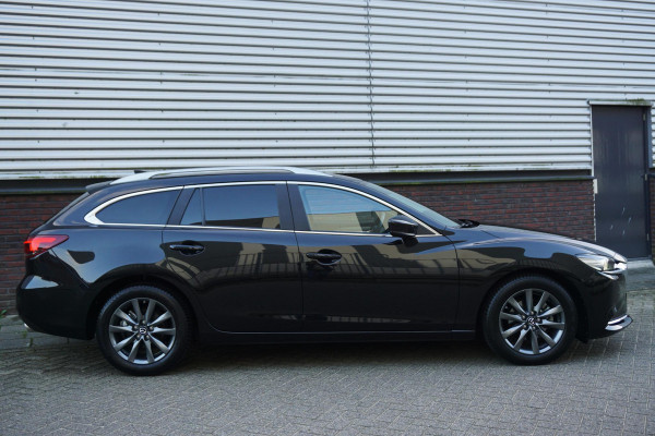 Mazda 6 Sportbreak 2.0 SkyActiv-G 165 Zwart metallic/Trekhaak/Head-Up /Nederlandse auto.