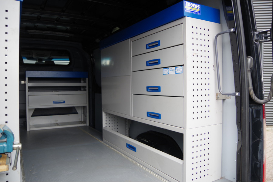 Mercedes-Benz Sprinter 319 3.0 CDI V6 L2H1 AUT. LED, TREKHAAK, ADAPT. CRUISE, STANDKACHEL, MBUX 10'', CAMERA, NAVI, CLIMA