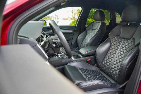 Audi Q5 55 TFSI e quattro Competition S Line Adapt. Cruise Luxe Leder Stoelverw. B&O Luchtvering 21''LM