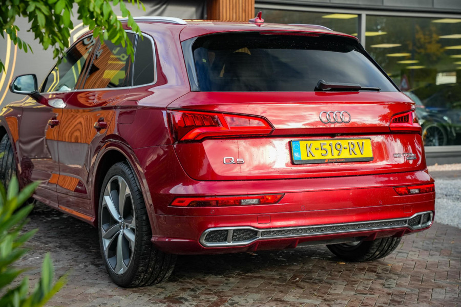 Audi Q5 55 TFSI e quattro Competition S Line Adapt. Cruise Luxe Leder Stoelverw. B&O Luchtvering 21''LM