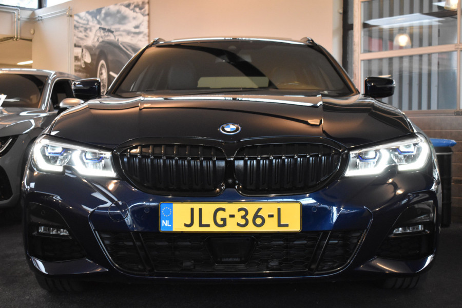 BMW 3 Serie Touring 330e 290PK M-SPORT HIGH EXECUTIVE 360-CAMERA/HEAD-UP/PANORAMADAK