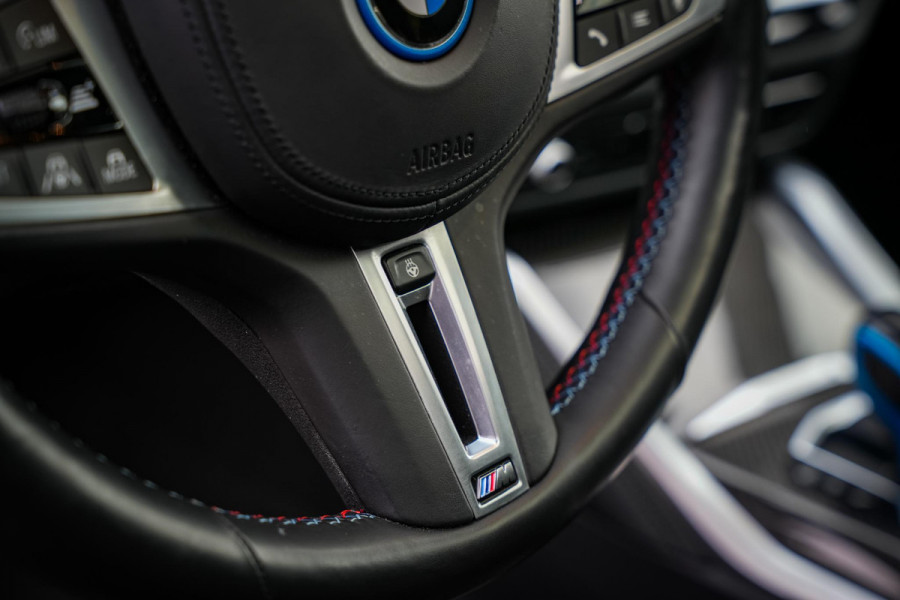 BMW i4 M50 High Executive 84 kWh Carbon Adapt. Cruise HeadUp Luxe Leder 20"LM Individual