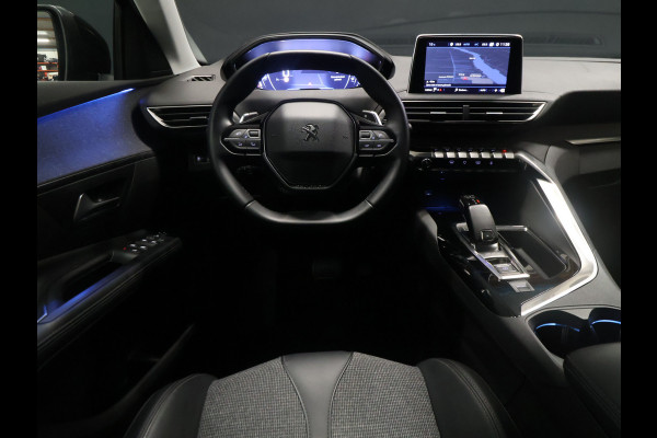 Peugeot 5008 1.2 PureTech Allure [APPLE CARPLAY, PARKEERSENSOREN, SPORTSTOELEN, WIRELESS CHARGING, 19 INCH VELGEN, GETINTE ACHTERRUITEN, NIEUWSTAAT]