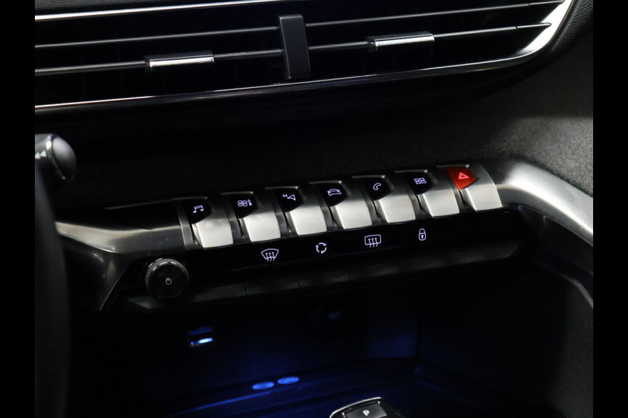 Peugeot 5008 1.2 PureTech Allure [APPLE CARPLAY, PARKEERSENSOREN, SPORTSTOELEN, WIRELESS CHARGING, 19 INCH VELGEN, GETINTE ACHTERRUITEN, NIEUWSTAAT]