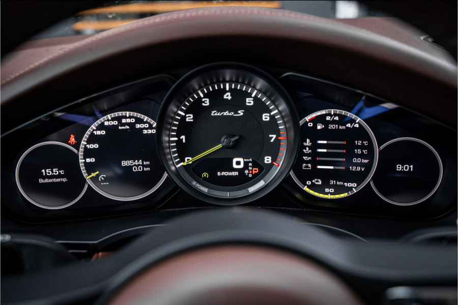 Porsche Cayenne Coupé 4.0 Turbo S E-Hybrid - Sport Chrono Plus | Keramisch | Panorama | Luchtvering | Bose