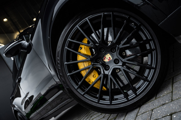 Porsche Cayenne Coupé 4.0 Turbo S E-Hybrid - Sport Chrono Plus | Keramisch | Panorama | Luchtvering | Bose