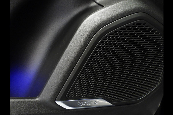 Lynk & Co 01 1.5 PHEV BlackLine ZWARTE HEMEL/360CAM/SCHUIFDAK/LED/20"LMV!