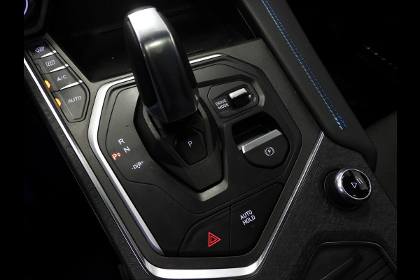 Lynk & Co 01 1.5 PHEV BlackLine ZWARTE HEMEL/360CAM/SCHUIFDAK/LED/20"LMV!