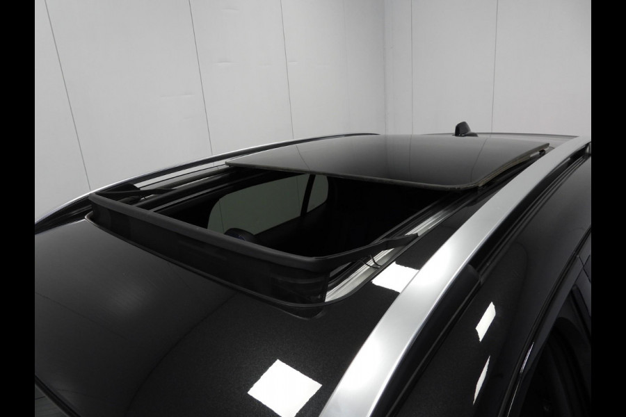 Lynk & Co 01 1.5 PHEV BlackLine ZWARTE HEMEL/360CAM/SCHUIFDAK/LED/20"LMV!