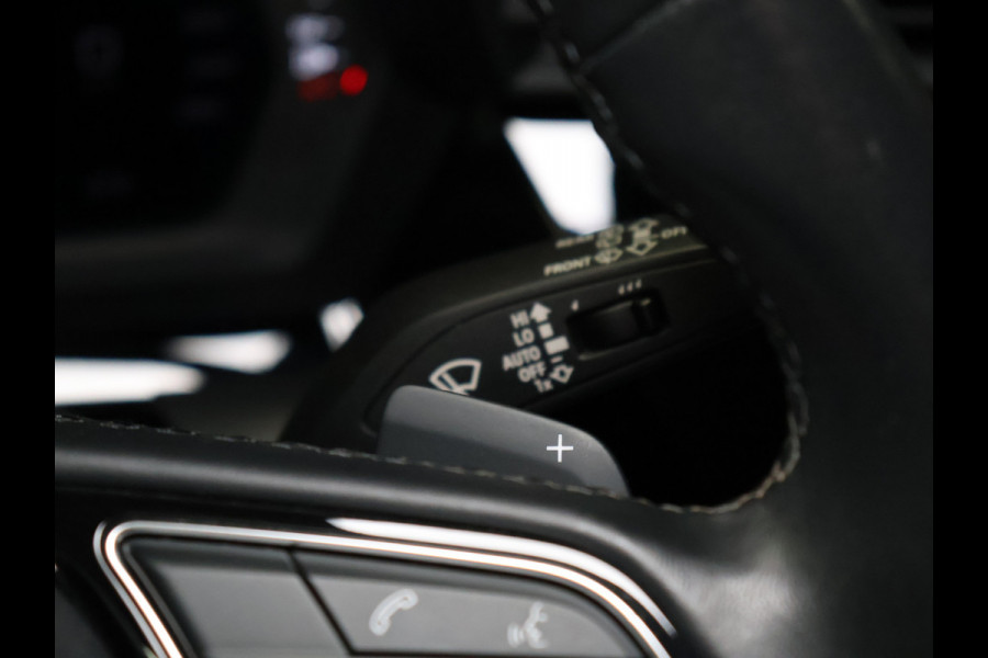 Audi A3 Sportback 30 TFSI Sport [PANORAMADAK, APPLE CARPLAY, VERKEERSBORDDETECTIE, DIGITAL DASHBOARD,NIEUWSTAAT]