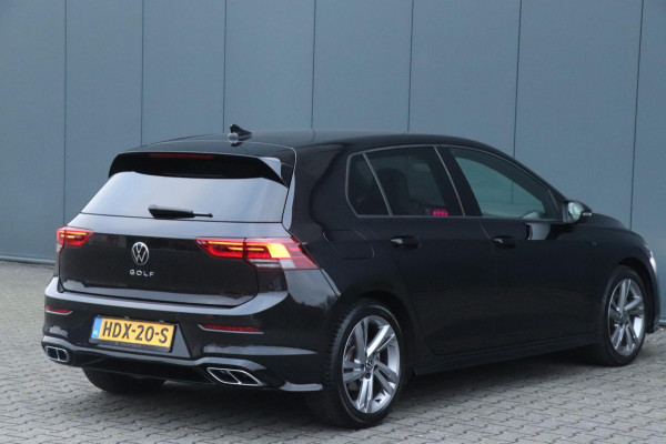 Volkswagen Golf 1.5 eTSI R-Line | DSG | Camera | Carplay!
