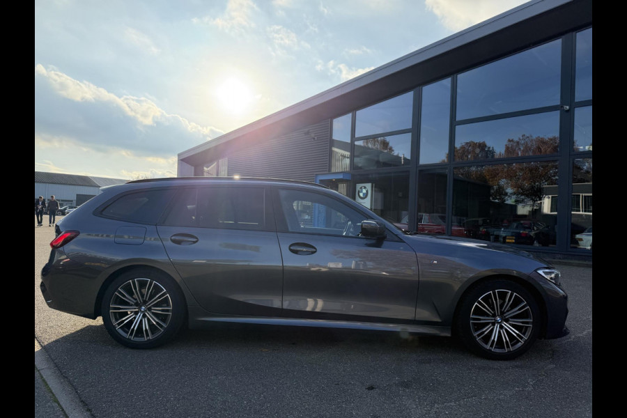 BMW 3 Serie Touring 320i M-SPORT| PANO| ADAP. CRUISE| NET GROOT ONDERHOUD GEHAD, RIJKLAAR| ELEK. ACHTERKLEP| CAMERA|