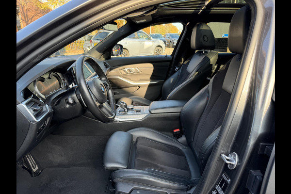 BMW 3 Serie Touring 320i M-SPORT| PANO| ADAP. CRUISE| NET GROOT ONDERHOUD GEHAD, RIJKLAAR| ELEK. ACHTERKLEP| CAMERA|