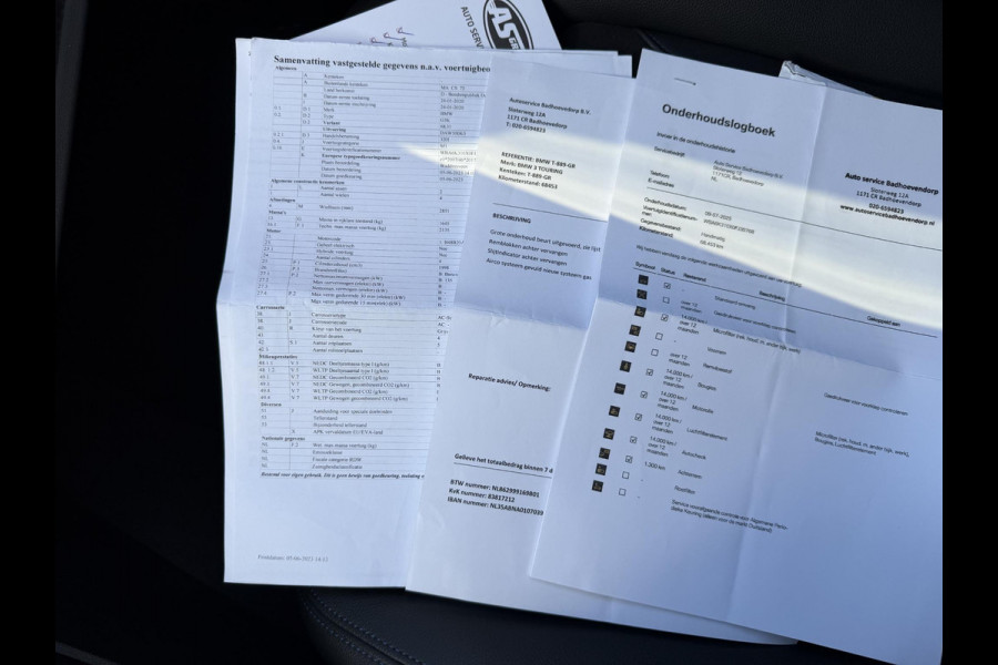 BMW 3 Serie Touring 320i M-SPORT| PANO| ADAP. CRUISE| NET GROOT ONDERHOUD GEHAD, RIJKLAAR| ELEK. ACHTERKLEP| CAMERA|