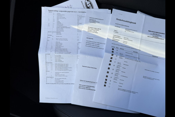 BMW 3 Serie Touring 320i M-SPORT| PANO| ADAP. CRUISE| NET GROOT ONDERHOUD GEHAD, RIJKLAAR| ELEK. ACHTERKLEP| CAMERA|