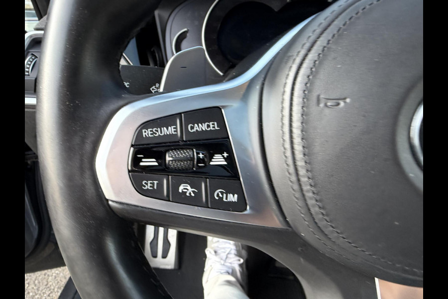 BMW 3 Serie Touring 320i M-SPORT| PANO| ADAP. CRUISE| NET GROOT ONDERHOUD GEHAD, RIJKLAAR| ELEK. ACHTERKLEP| CAMERA|