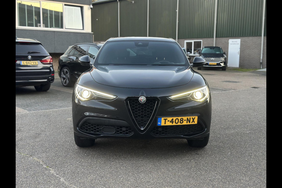 Alfa Romeo Stelvio 2.0 T AWD Super Q4| BOMVOL| STOEL/ STUURVERW.| ELEK. ACHTERKLEP| CAMERA| MEM. STOEL| DODE HOEK| APPLE CARPLAY|