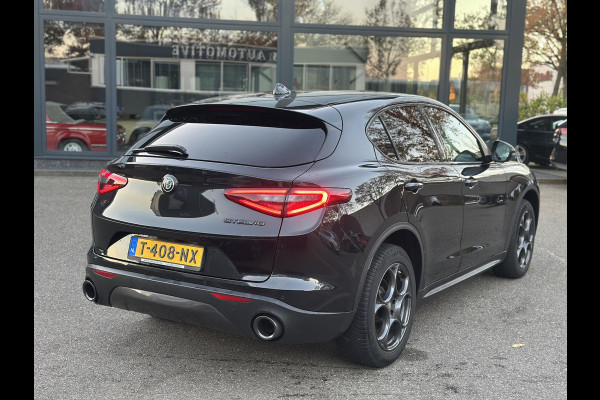 Alfa Romeo Stelvio 2.0 T AWD Super Q4| BOMVOL| STOEL/ STUURVERW.| ELEK. ACHTERKLEP| CAMERA| MEM. STOEL| DODE HOEK| APPLE CARPLAY|