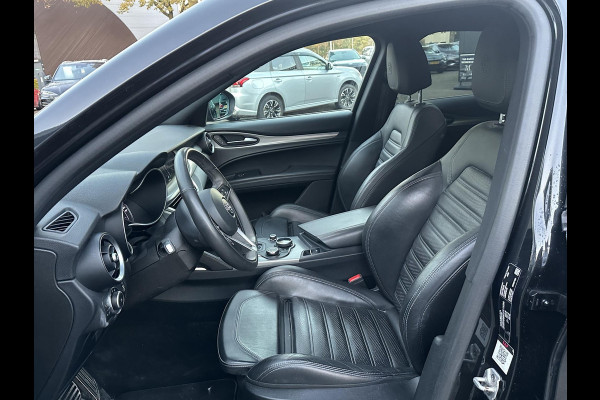 Alfa Romeo Stelvio 2.0 T AWD Super Q4| BOMVOL| STOEL/ STUURVERW.| ELEK. ACHTERKLEP| CAMERA| MEM. STOEL| DODE HOEK| APPLE CARPLAY|