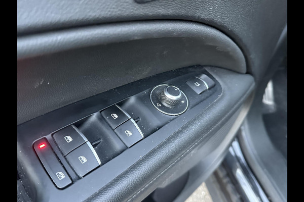 Alfa Romeo Stelvio 2.0 T AWD Super Q4| BOMVOL| STOEL/ STUURVERW.| ELEK. ACHTERKLEP| CAMERA| MEM. STOEL| DODE HOEK| APPLE CARPLAY|