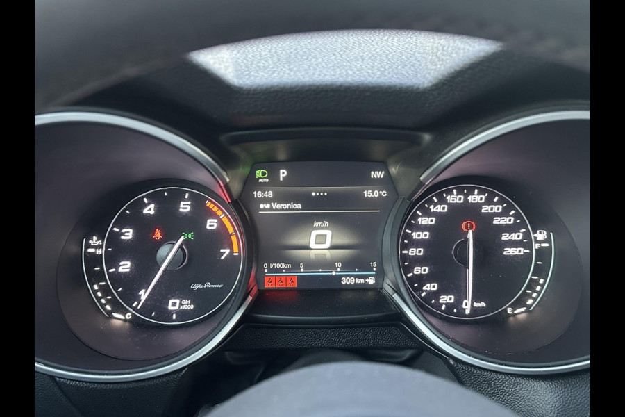 Alfa Romeo Stelvio 2.0 T AWD Super Q4| BOMVOL| STOEL/ STUURVERW.| ELEK. ACHTERKLEP| CAMERA| MEM. STOEL| DODE HOEK| APPLE CARPLAY|