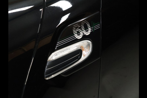 MINI Mini 1.5 Cooper 60 Years Edition JCW [APPLE CARPLAY, HARMAN KARDON, PANORAMA DAK, HEAD UP DISPLAY, STOELVERWARMING, NIEUWSTAAT]