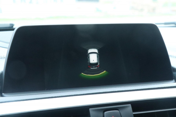 BMW 1-serie 118i M Pakket | Automaat | Stoelverwarming | Harman/kardon