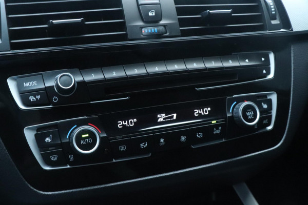 BMW 1-serie 118i M Pakket | Automaat | Stoelverwarming | Harman/kardon